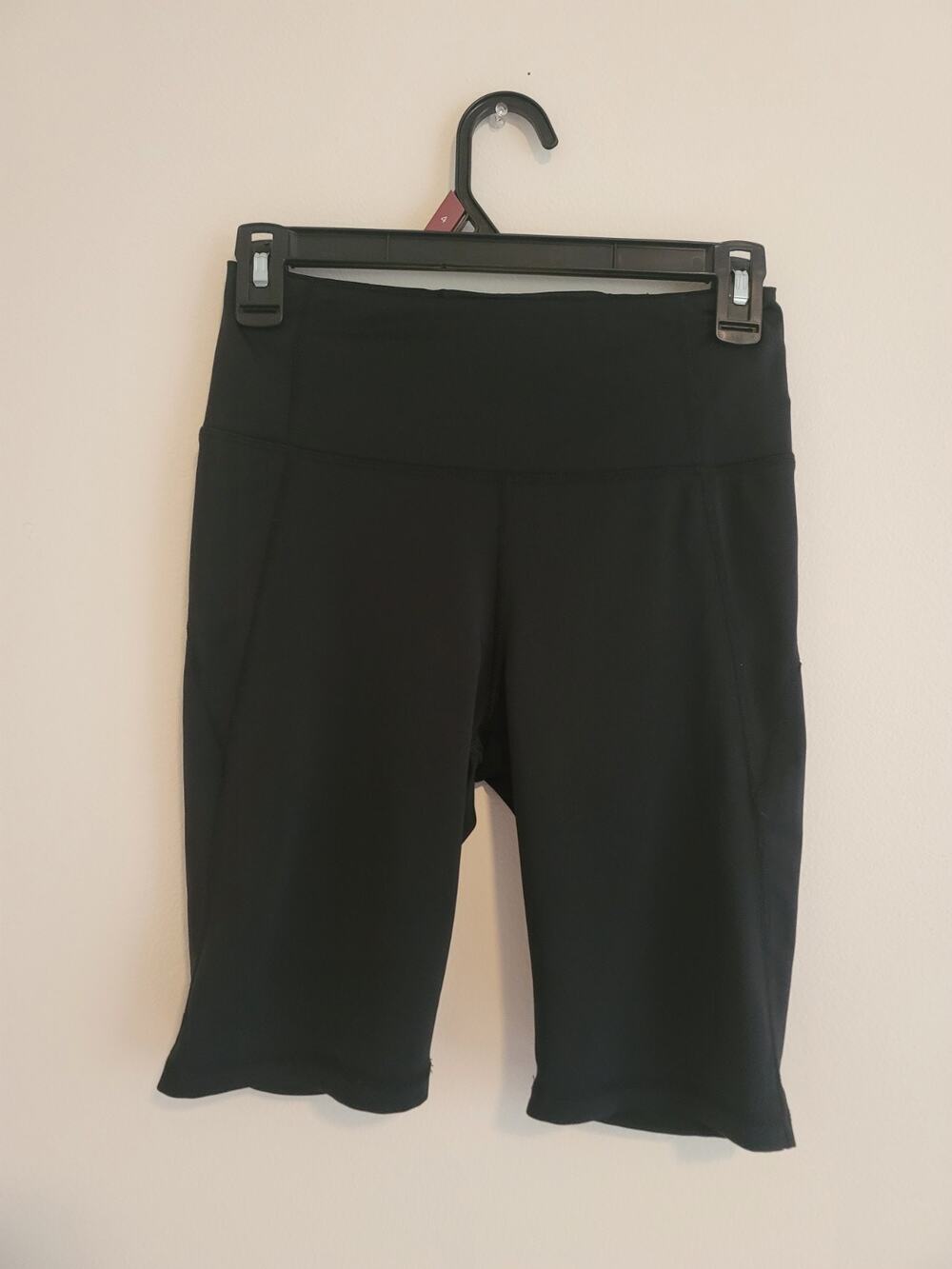Danskin Bike Black Shorts Size Small Women's Coin Pocket Gym Workout Running